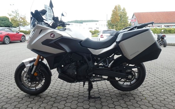 Gebrauchtmotorrad Honda NT1100 DCT Electronic Suspension - Bild 5