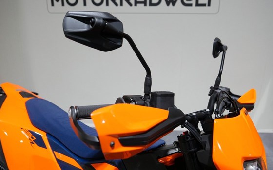 Neufahrzeug KTM 690 SMC R - Bild 5
