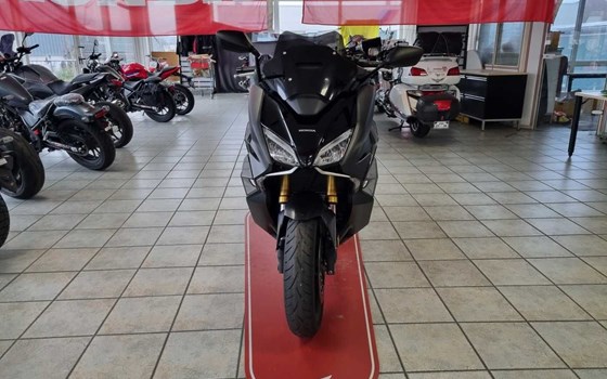 Gebrauchtmotorrad Honda Forza 750 - Bild 2