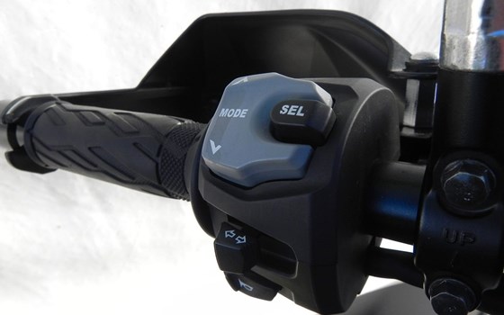 Gebrauchtmotorrad Suzuki V-Strom 1000 - Bild 21