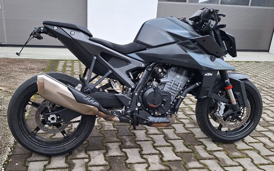 Gebrauchtmotorrad KTM 990 Duke - Bild 4
