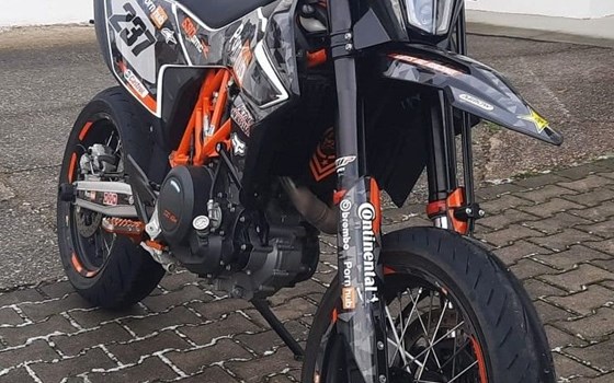 Gebrauchtmotorrad KTM 690 SMC R - Bild 10