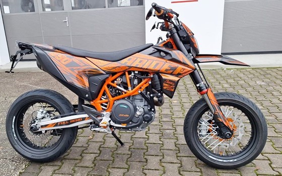 Gebrauchtmotorrad KTM 690 SMC R - Bild 2
