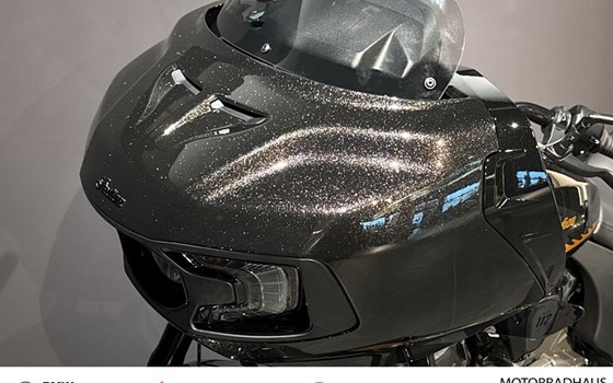 Neufahrzeug Indian Challenger Dark Horse - Bild 6