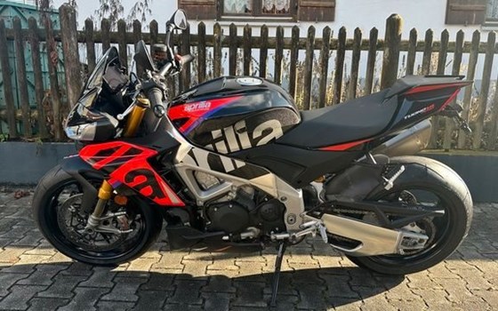 Gebrauchtmotorrad Aprilia Tuono V4 1100 Factory - Bild 10