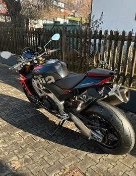 Gebrauchtmotorrad Aprilia Tuono V4 1100 Factory - Bild 4