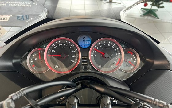 Gebrauchtmotorrad Honda Forza 300 - Bild 11