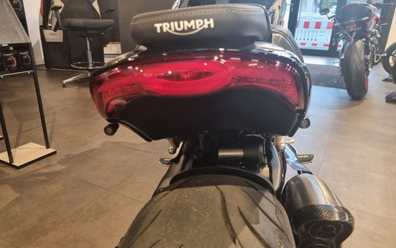 Gebrauchtmotorrad Triumph ROCKET 3 GT CHROME EDITION - Bild 7