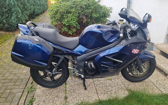 Gebrauchtmotorrad Triumph Sprint ST 1050 - Bild 1