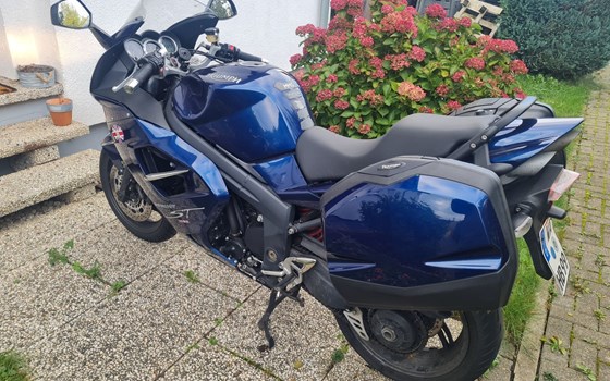 Gebrauchtmotorrad Triumph Sprint ST 1050 - Bild 3