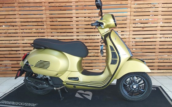 Gebrauchtmotorrad Vespa GTS 125 Super Sport - Bild 2