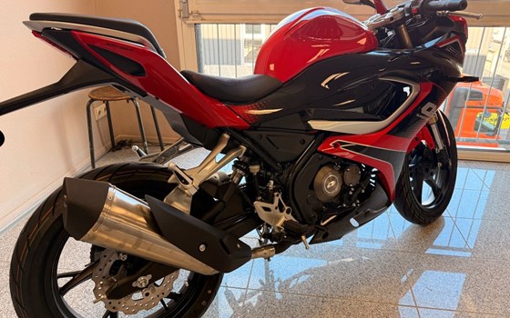 Neufahrzeug QJ Motor SRK 125 R - Bild 13