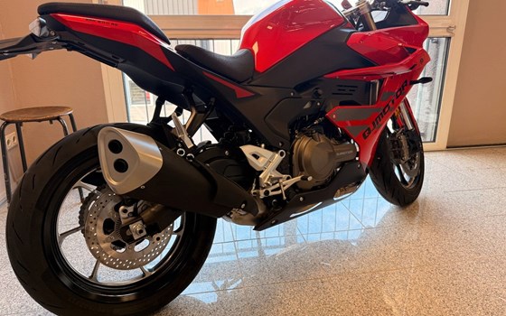 Neufahrzeug QJ Motor SRK 600 RS - Bild 6