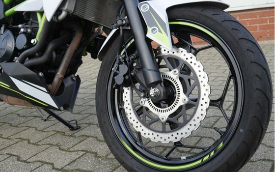 Gebrauchtmotorrad Kawasaki Z125 - Bild 4