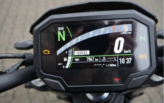 Gebrauchtmotorrad Kawasaki Z650 - Bild 18