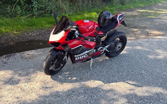 Gebrauchtmotorrad Ducati Panigale V4 - Bild 11