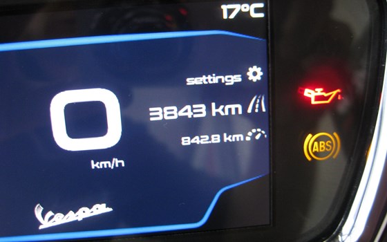 Gebrauchtmotorrad Vespa GTS 300 Super Tech - Bild 5