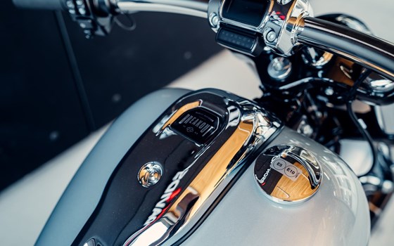 Neufahrzeug Harley-Davidson Softail Breakout 117 - Bild 5