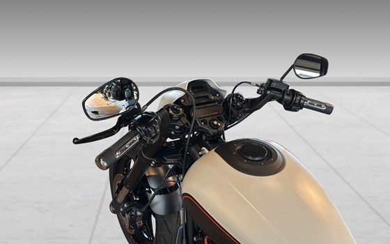 Motorrad Occasion Harley-Davidson FXDB Sturgis - Bild 4