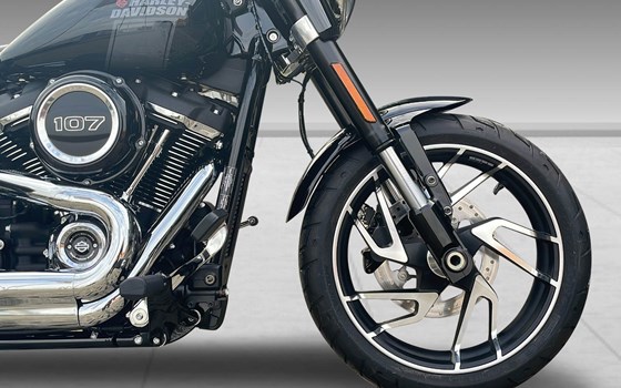 Neufahrzeug Harley-Davidson Softail Sport Glide FLSB - Bild 9