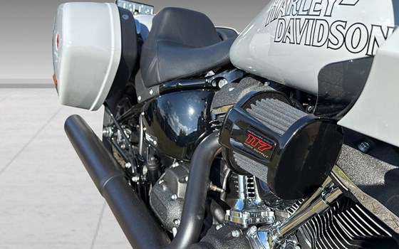 Motorrad Occasion Harley-Davidson Softail Low Rider ST - Bild 9