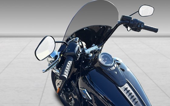 Motorrad Occasion Harley-Davidson Softail Heritage Classic FLHC - Bild 4