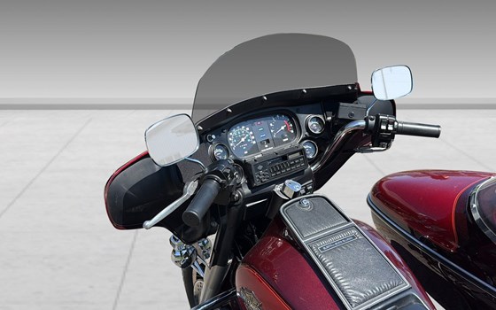 Motorrad Occasion Harley-Davidson Electra Glide Classic FLHTC - Bild 3