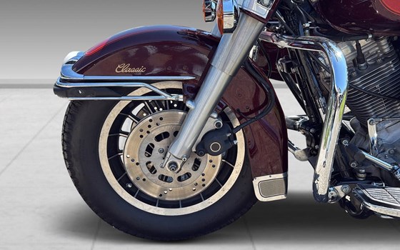 Motorrad Occasion Harley-Davidson Electra Glide Classic FLHTC - Bild 5