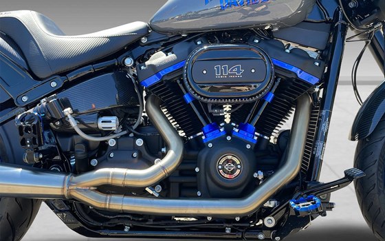 Neufahrzeug Harley-Davidson Softail Fat Bob 114 FXFBS - Bild 10