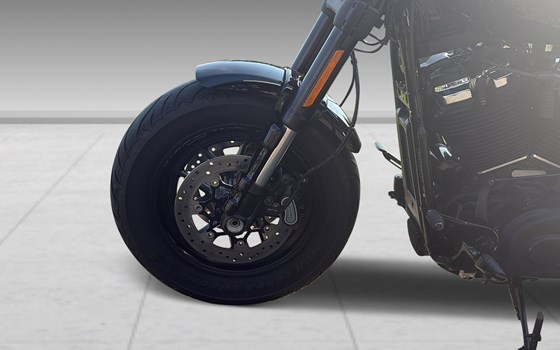 Motorrad Occasion Harley-Davidson Softail Fat Bob 114 FXFBS - Bild 6