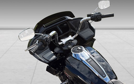 Motorrad Occasion Harley-Davidson Road Glide FLTRX - Bild 4