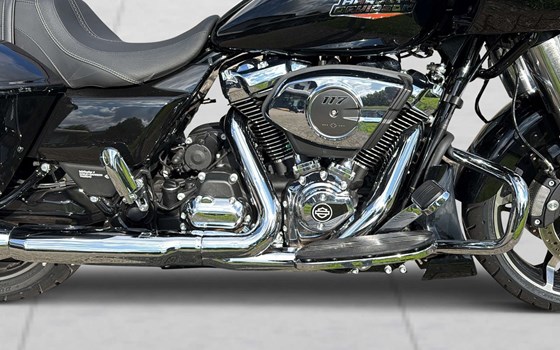 Motorrad Occasion Harley-Davidson Road Glide FLTRX - Bild 5