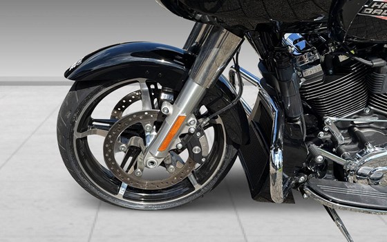 Motorrad Occasion Harley-Davidson Road Glide FLTRX - Bild 6