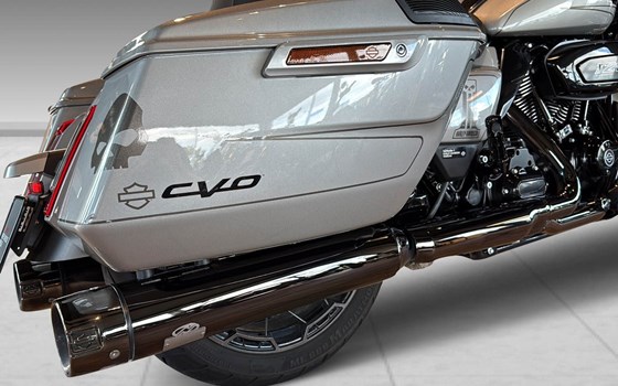 Offre Harley-Davidson CVO Street Glide FLHXSE - Image 9