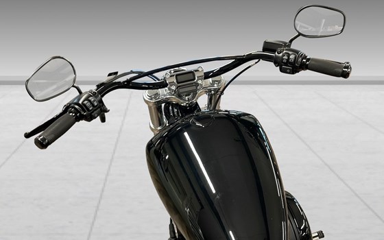Motorrad Occasion Harley-Davidson Softail Standard FXST - Bild 7