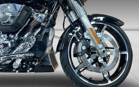 Neufahrzeug Harley-Davidson Street Glide FLHX - Bild 8
