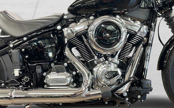 Neufahrzeug Harley-Davidson Street Bob 117 - Bild 10