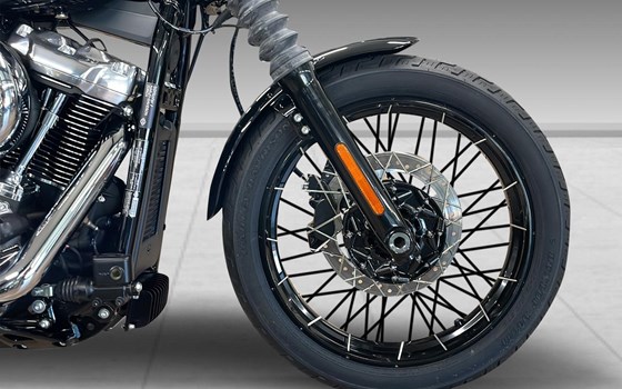 Neufahrzeug Harley-Davidson Street Bob 117 - Bild 8