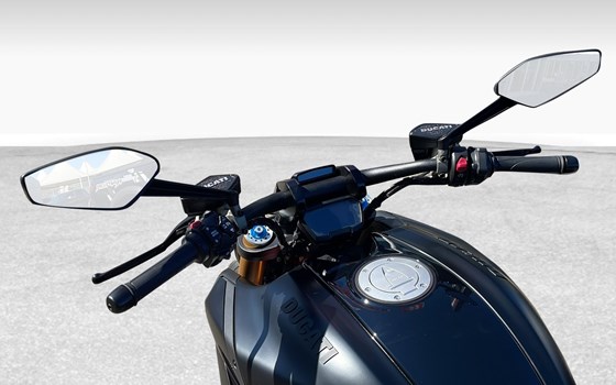 Motorrad Occasion Ducati Diavel 1260 S - Bild 5