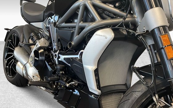 Motorrad Occasion Ducati XDiavel S - Bild 10