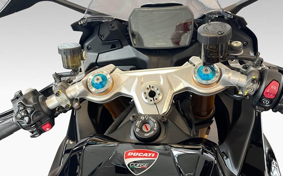 Neufahrzeug Ducati Panigale V2 S - Bild 8