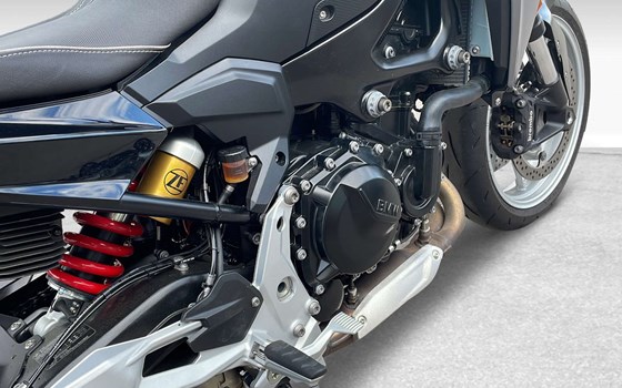 Motorrad Occasion BMW F 900 R - Bild 8