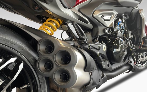 Neufahrzeug Ducati XDiavel V4 - Bild 10