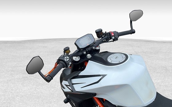 Motorrad Occasion KTM 1290 Super Duke R - Bild 6