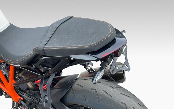 Motorrad Occasion KTM 1290 Super Duke R - Bild 8