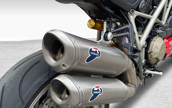 Motorrad Occasion Ducati Streetfighter S - Bild 11