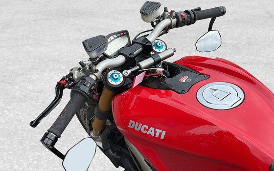 Motorrad Occasion Ducati Streetfighter S - Bild 6