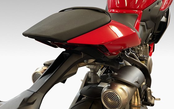 Neufahrzeug Ducati Streetfighter V2 - Bild 12