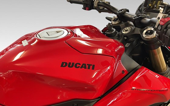 Neufahrzeug Ducati Streetfighter V2 - Bild 9