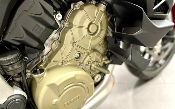 Motorrad Occasion Ducati Multistrada V4 S - Bild 8